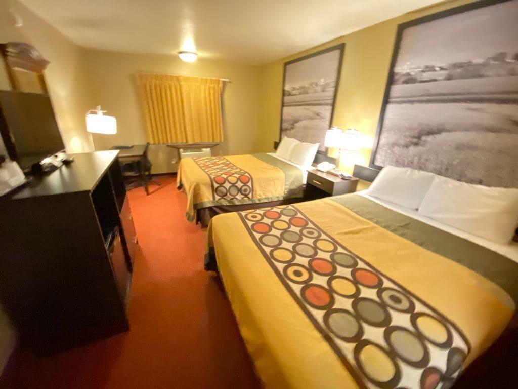 Super 8 By Wyndham Eau Claire Wi Hotel Exterior photo